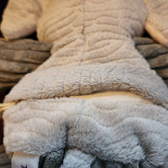 Scentsy Baby Elephant - Picture 3 of 5